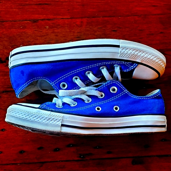 Womens Size 6 Blue Converse - Picture 3 of 4